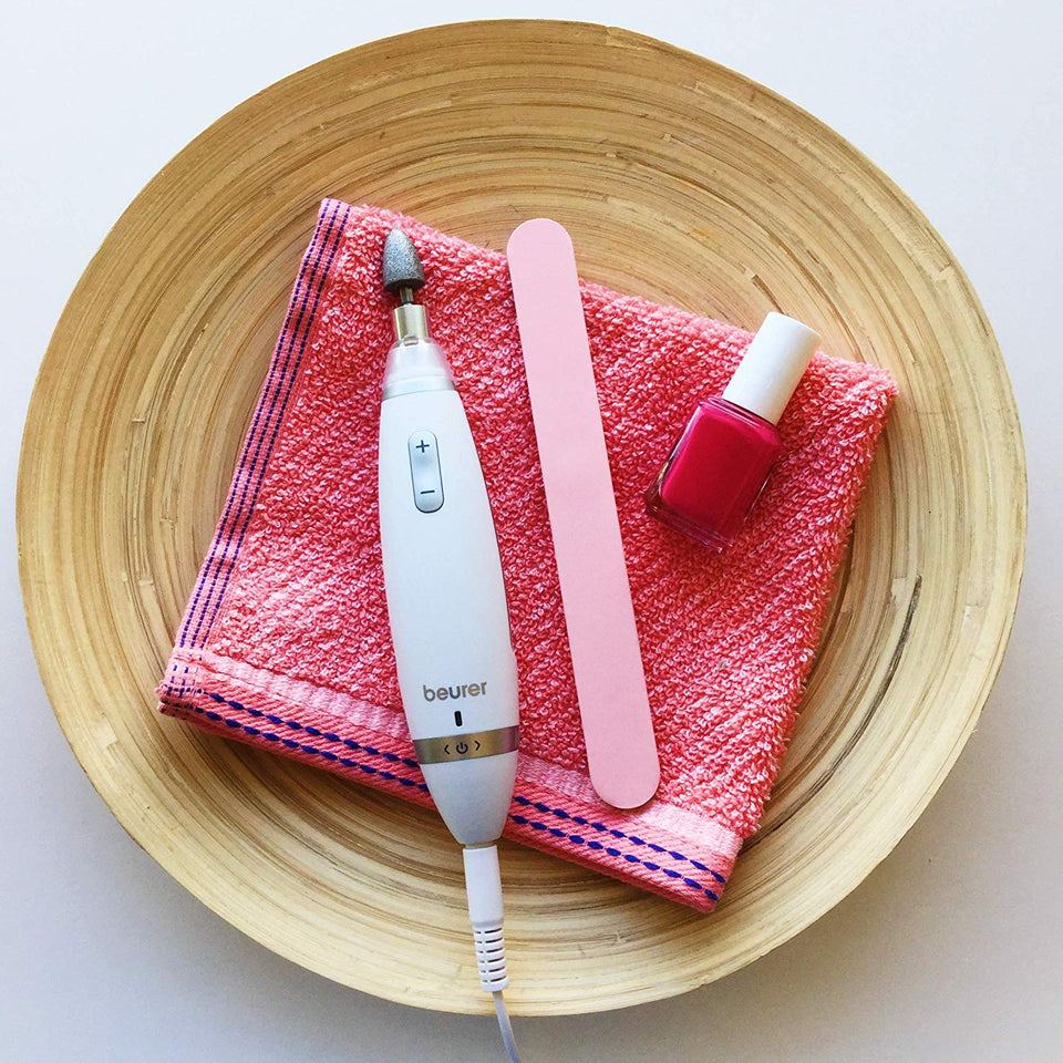 Beurer MP62 sistema de manicura y pedicura profesional para el hogar, 10 accesorios y 10 bandas de lijado, potente kit de taladro eléctrico para uñas, 10 piezas